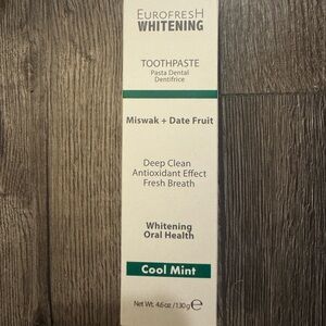 Eurofresh Whitening Toothpaste - Cool Mint